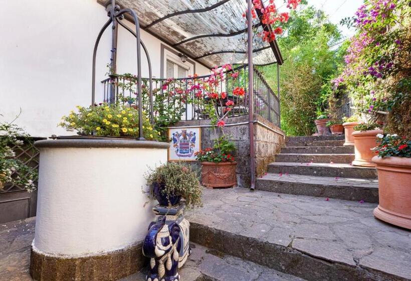 スタンダードインサイドビュールーム, Villa Maresca B&b