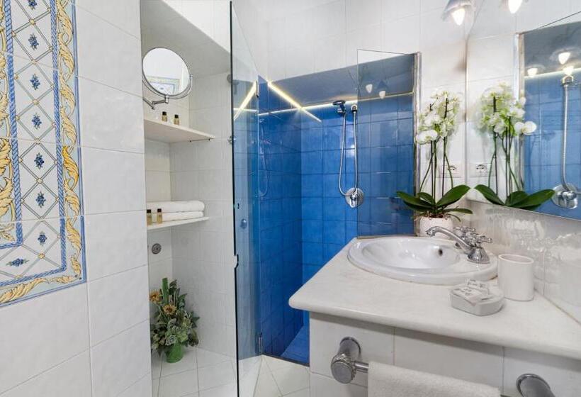 スタンダードインサイドビュールーム, Villa Maresca B&b