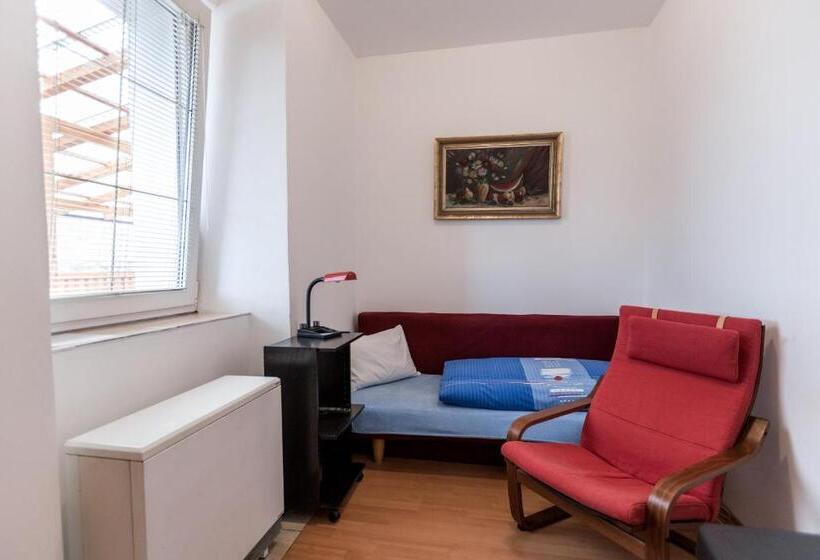 スタンダードシングルルーム, Penzion Bedrč