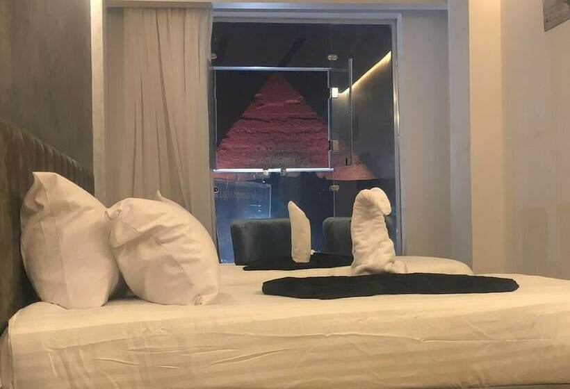 اتاق استاندارد, Cleopatra Pyramids View