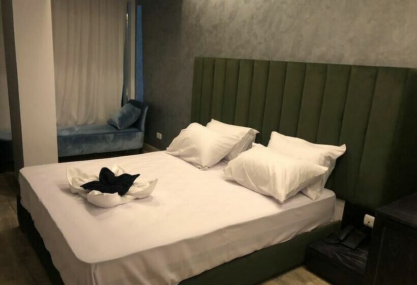 اتاق استاندارد, Cleopatra Pyramids View