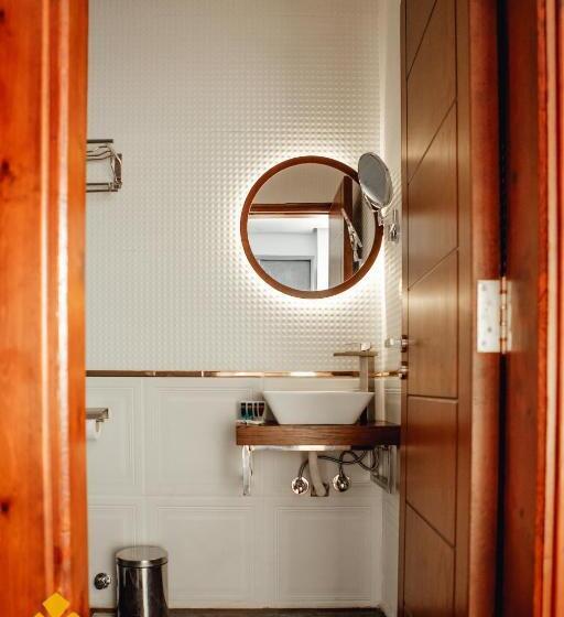 اتاق لوکس, Cleopatra Pyramids View