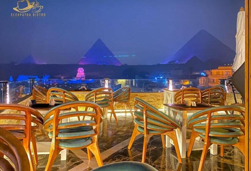 اتاق لوکس, Cleopatra Pyramids View