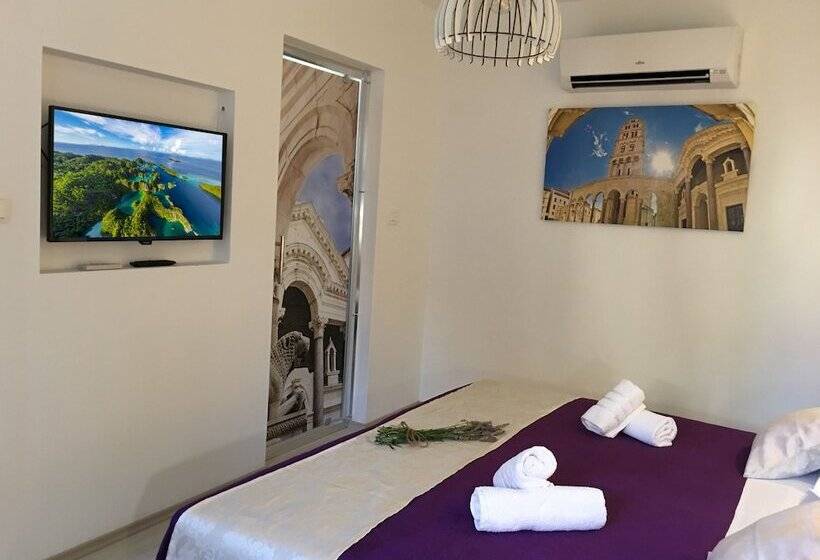 اتاق استاندارد, Central Split Rooms And Apartments Paese