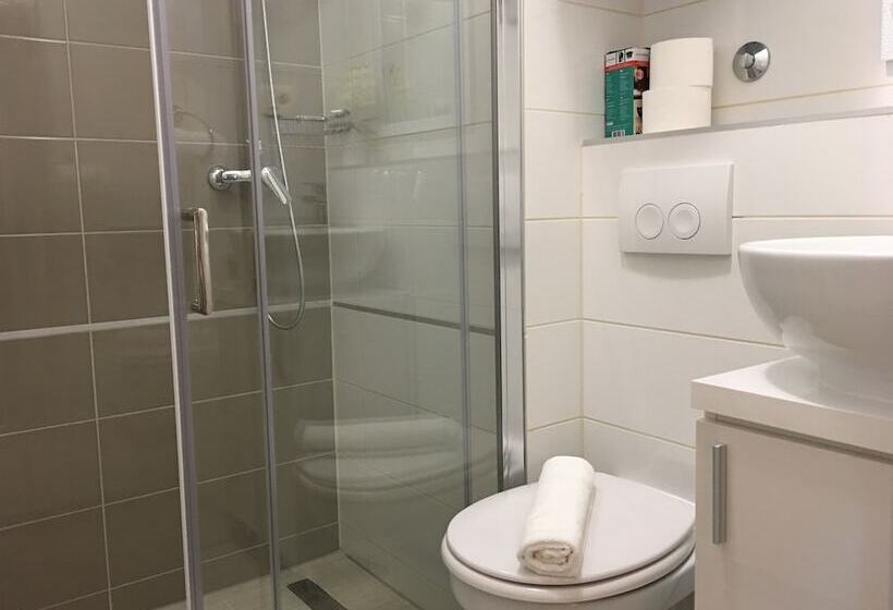 اتاق استاندارد, Central Split Rooms And Apartments Paese