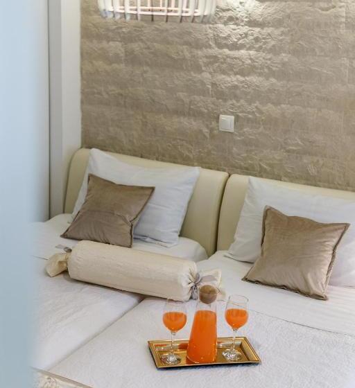 اتاق استاندارد, Central Split Rooms And Apartments Paese