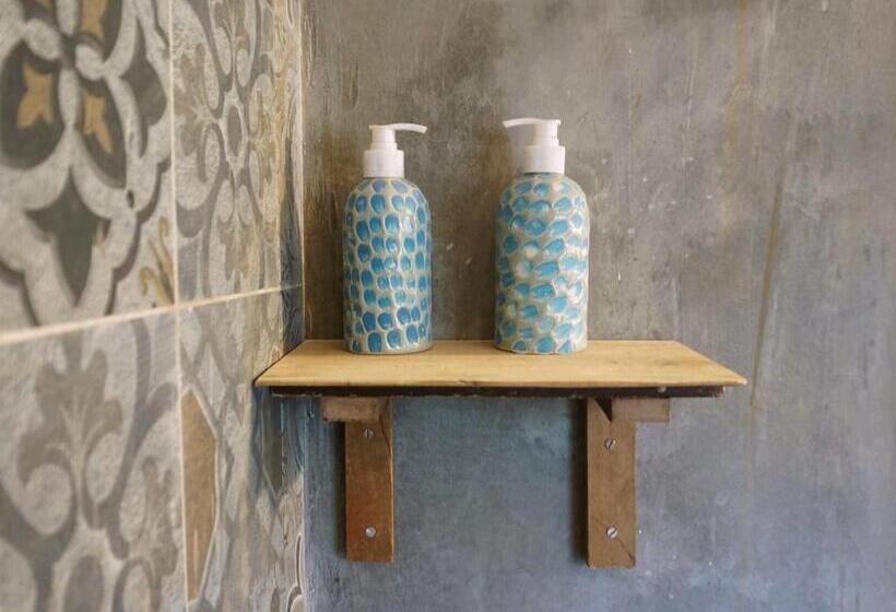 Quarto Deluxe com Sacada, The Hammock Goa