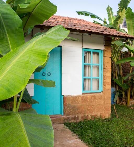 Quarto Deluxe com Sacada, The Hammock Goa