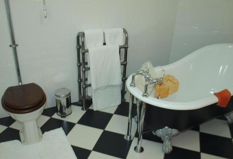 디럭스 룸, Beechwood