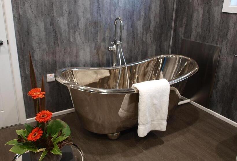 스탠다드 룸 킹사이즈 침대, Beechwood