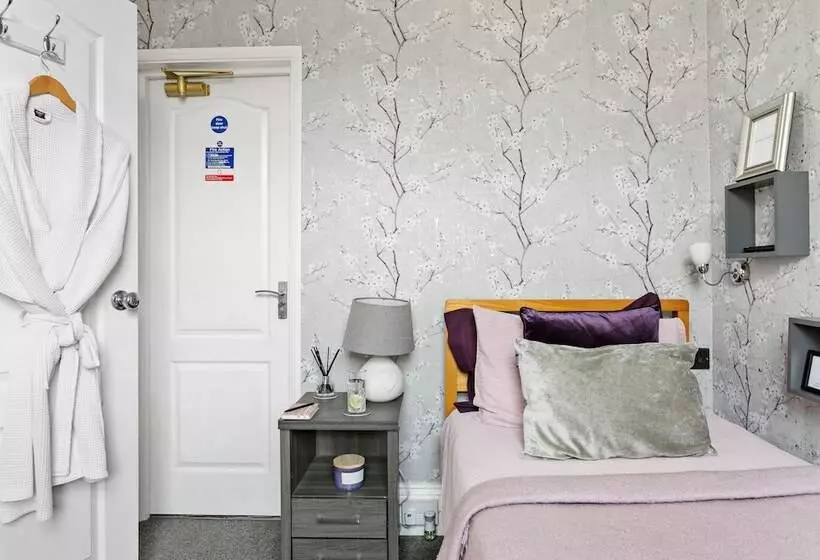 Standard Yhden Hengen Huone, Cherwood Guest House
