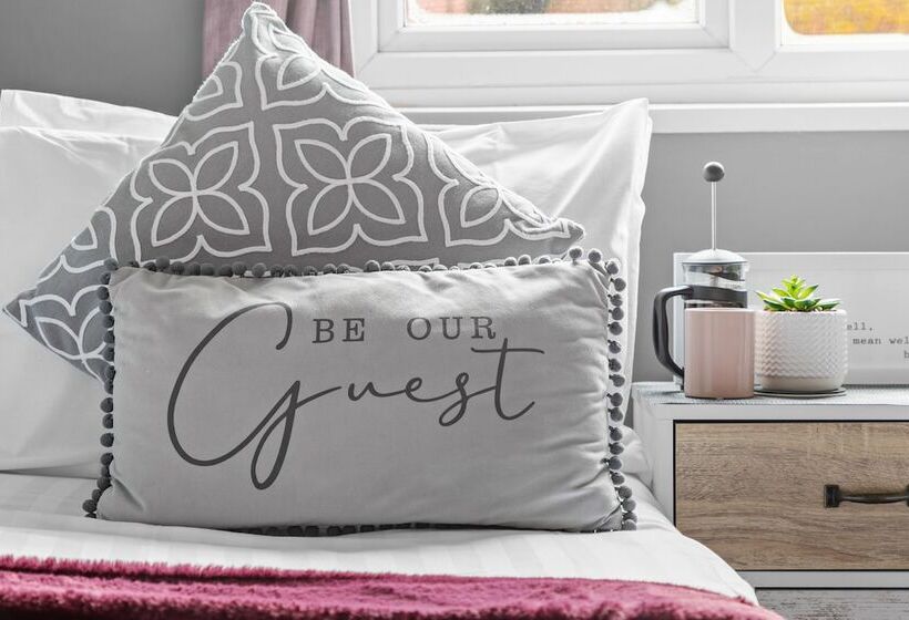 اتاق استاندارد, Cherwood Guest House