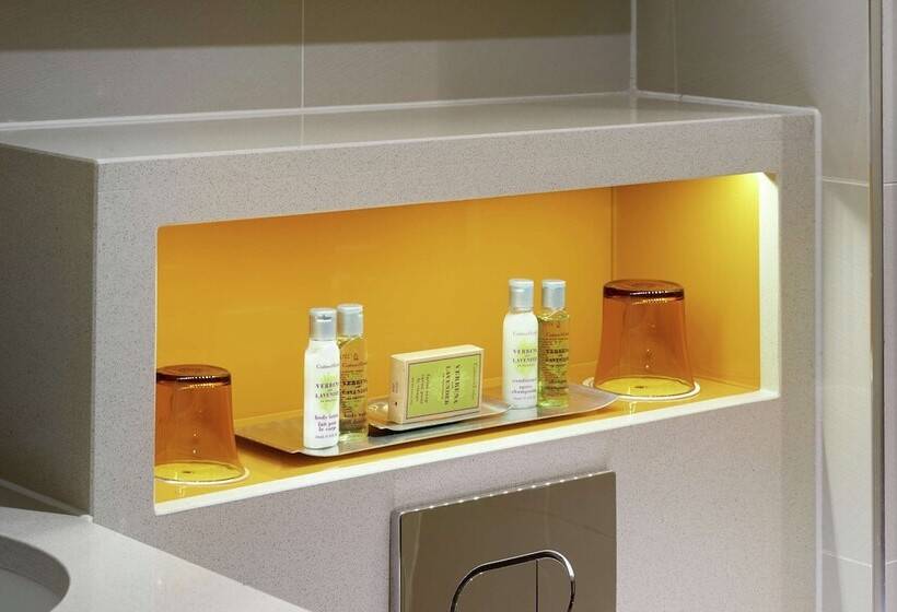 اتاق لوکس, Doubletree By Hilton Hotel London   Hyde Park