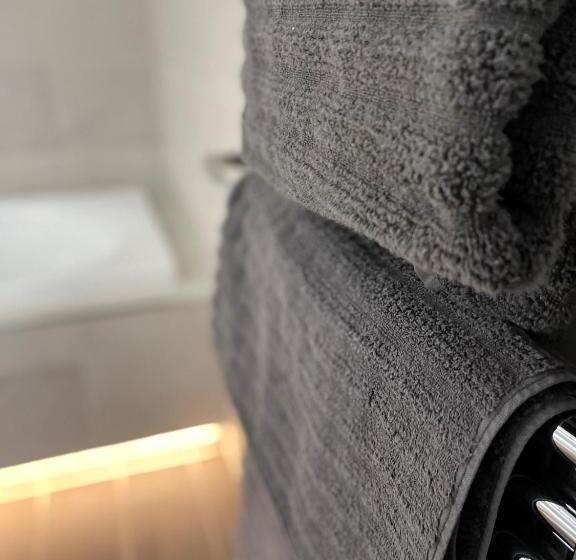 Номер Стандарт, Duisdale House