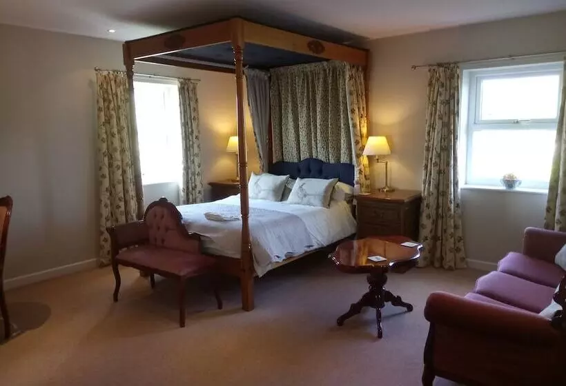 スタンダードルーム, Elmfield House
