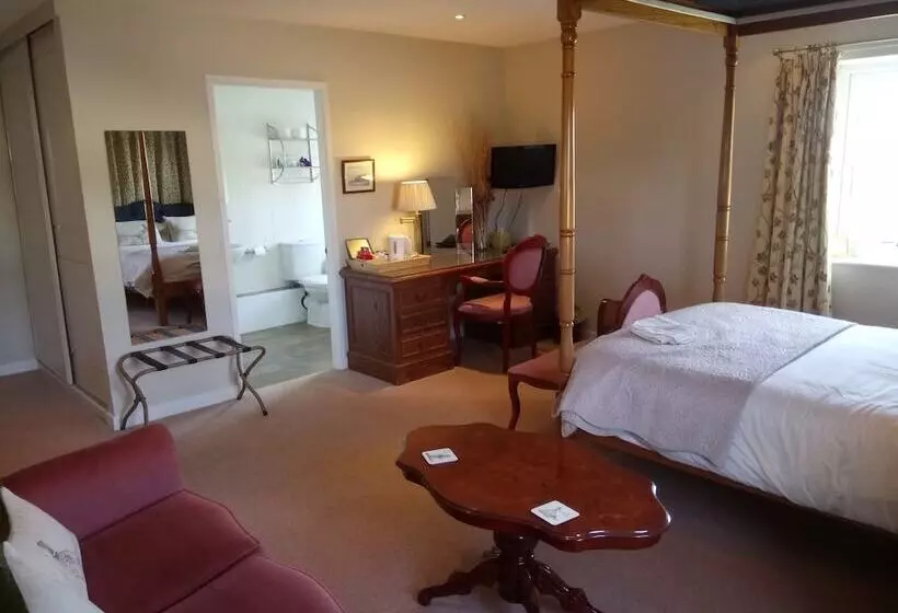 スタンダードルーム, Elmfield House