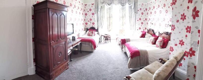 디럭스 패밀리 룸, Gifford House