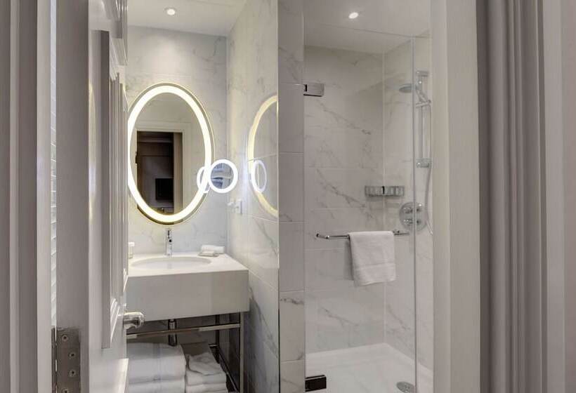 Номер Стандарт, Hilton London Euston