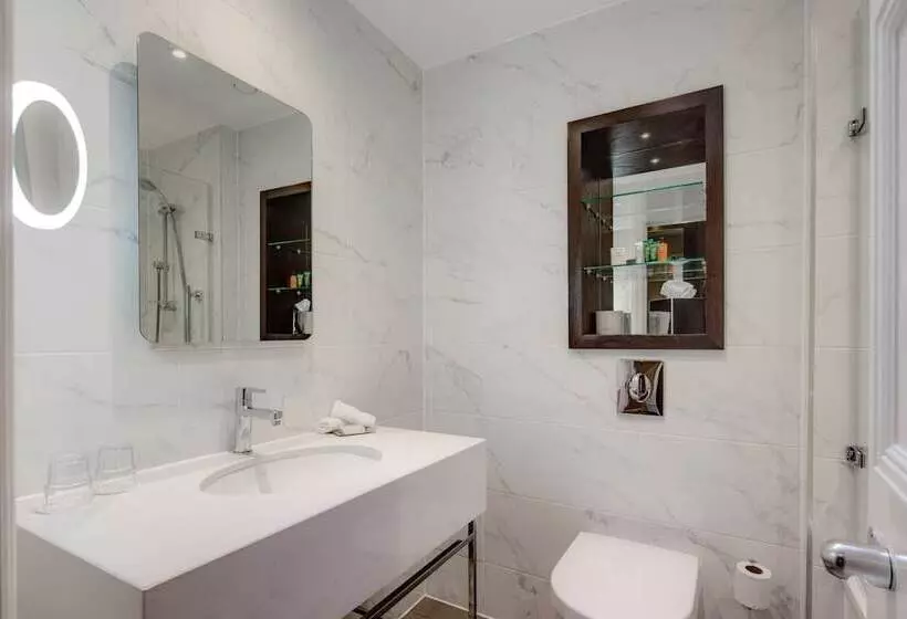 اتاق استاندارد, Hilton London Euston