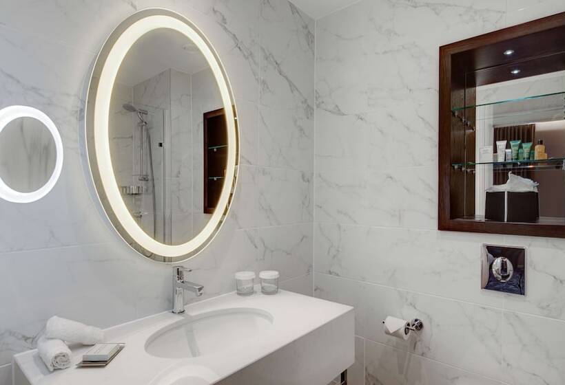 디럭스 룸, Hilton London Euston