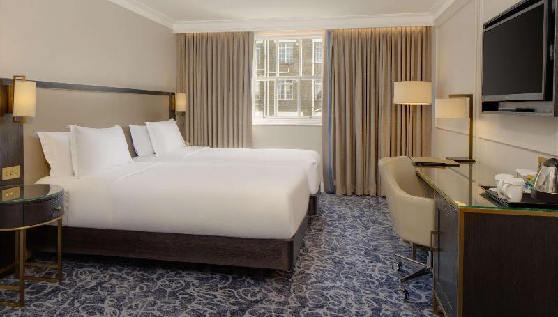 Номер Стандарт, Hilton London Euston