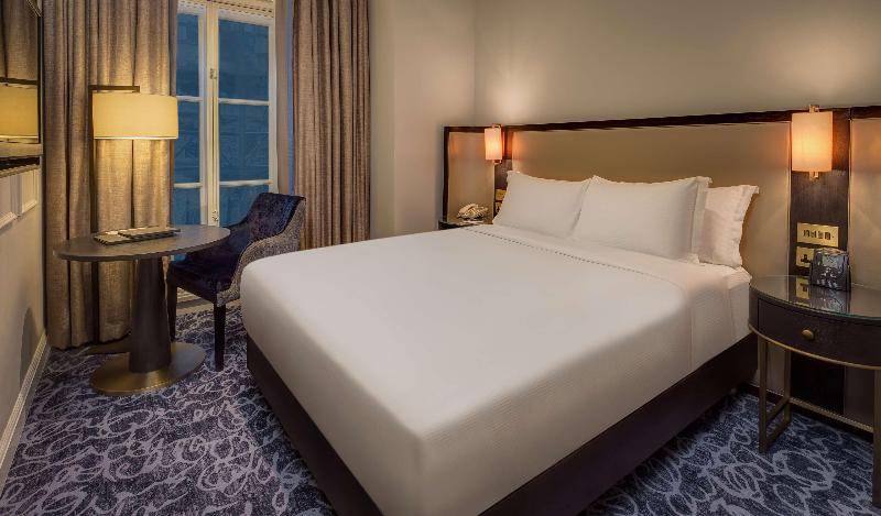 Номер Стандарт, Hilton London Euston