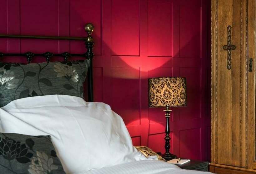 חדר סטנדרט, Lifton Hall