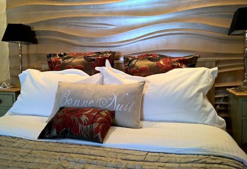 חדר סטנדרט, Lifton Hall