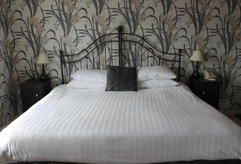 اتاق سوپریور با چشمانداز دریا, The Moorland