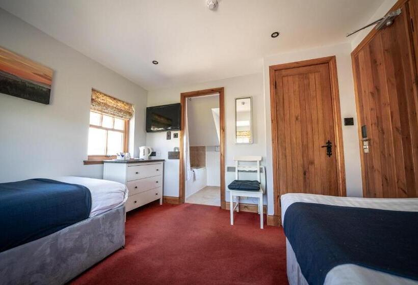 غرفة قياسية, Oak Tree Inn