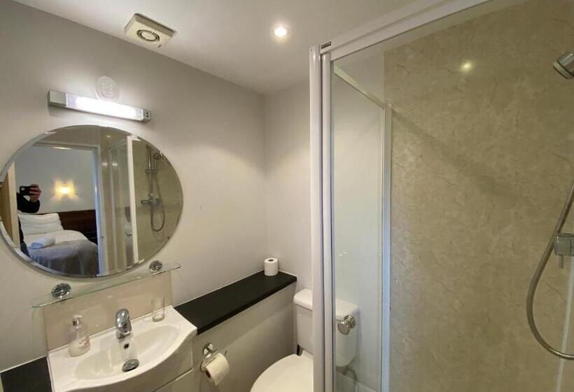 标准间, Park View House