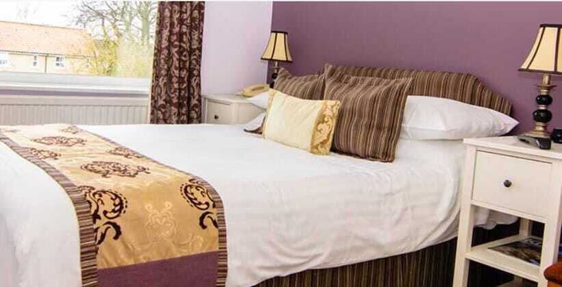 스탠다드 룸, Stuart House