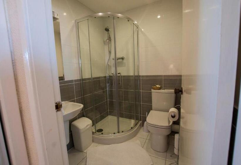 غرفة قياسية فردية, The Mey