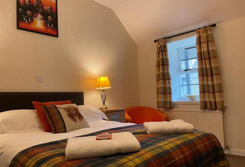 غرفة ديلوكس, The Mey