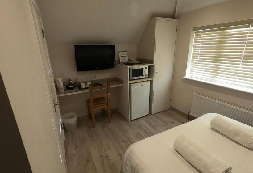 스탠다드 룸, Debden Guest House