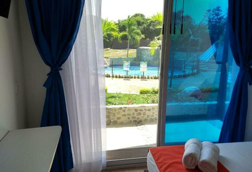 اتاق استاندارد با چشمانداز استخر, La Rivera Playa Palomino