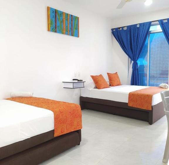 اتاق خانوادگی, La Rivera Playa Palomino