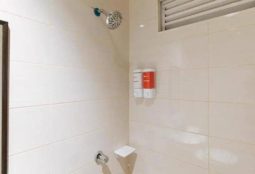 اتاق استاندارد, Reddoorz @ Golite Old Albay