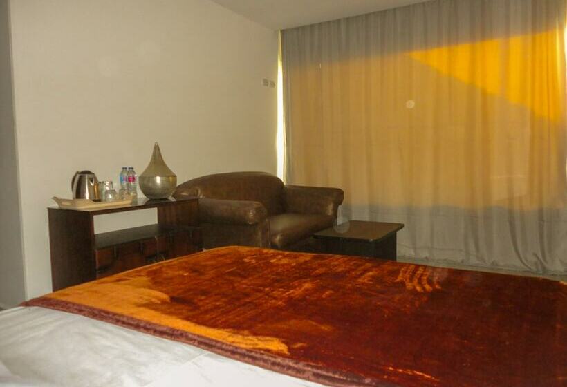 اتاق لوکس, Key Of Pyramids View Inn