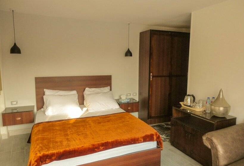 اتاق لوکس, Key Of Pyramids View Inn