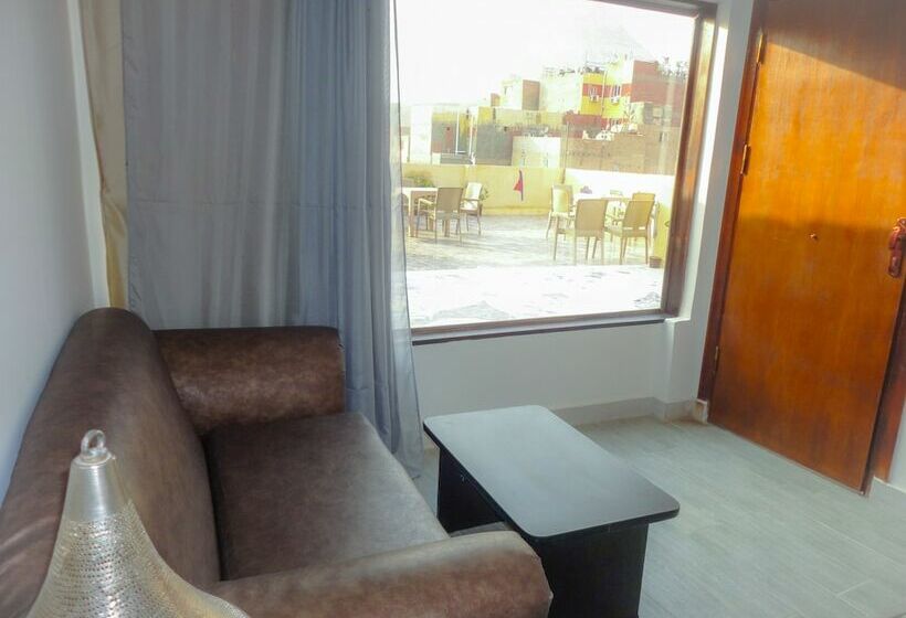 اتاق لوکس, Key Of Pyramids View Inn