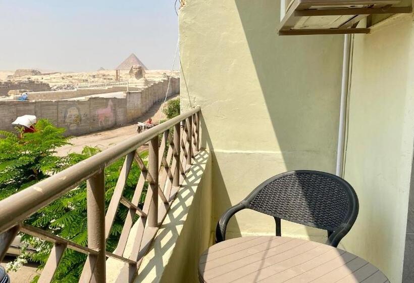 اتاق استاندارد سه تخته با چشم‌انداز, Key Of Pyramids View Inn