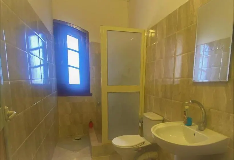 اتاق لوکس با بالکن, Key Of Pyramids View Inn