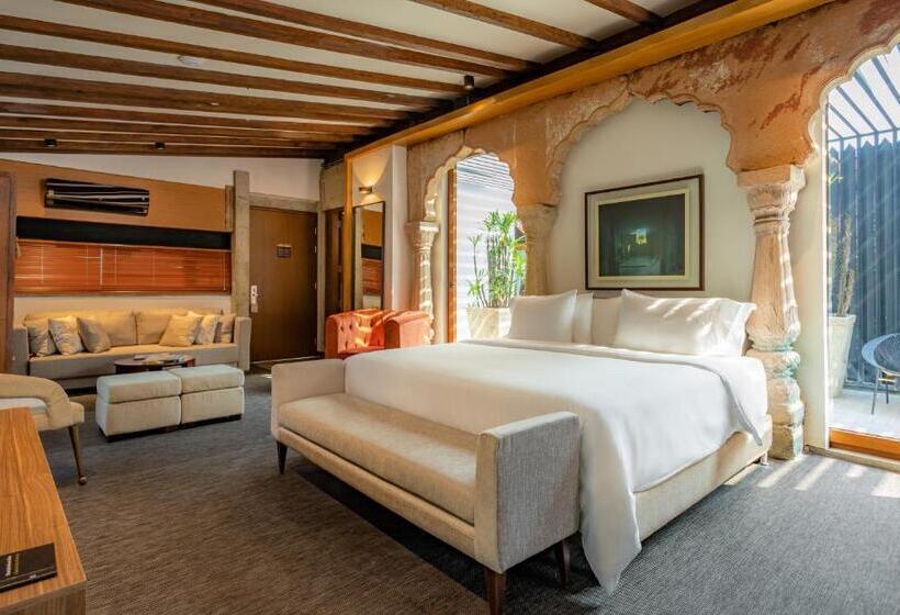 프레지덴셜 스위트, Alko Hotel Casa Nispero