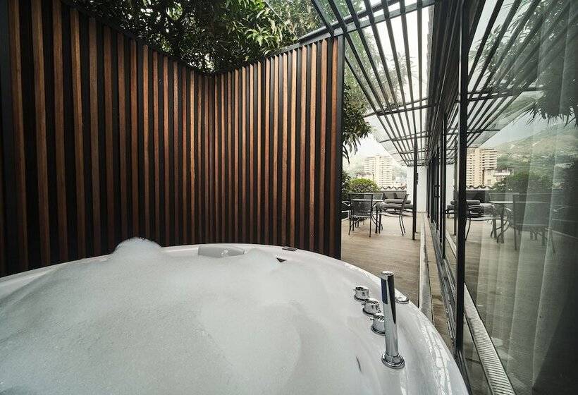 스위트, Alko Hotel Casa Nispero