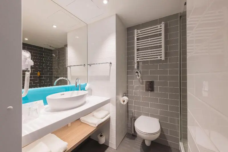 スタンダードルーム, Holiday Inn Express Warsaw Mokotow, An Ihg
