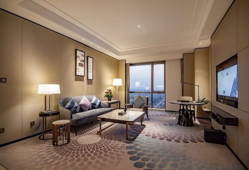 Президентский Люкс, Haikou Yatter Hotel, Vignette Collection By Ihg