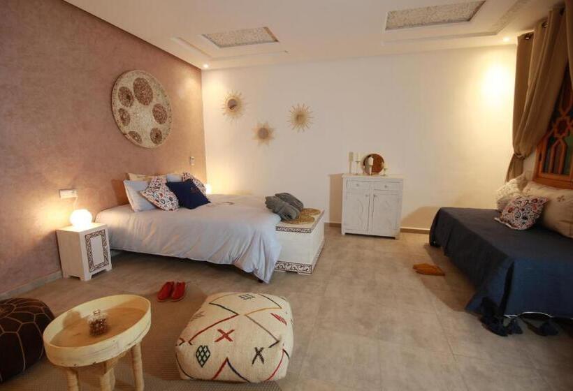 اتاق سوپریور چهار تخته, Riad Miel & Une Nuit