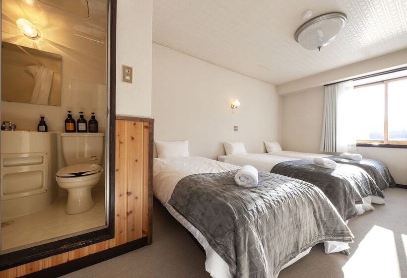 غرفة قياسية ثلاثية, Unplan Village Hakuba