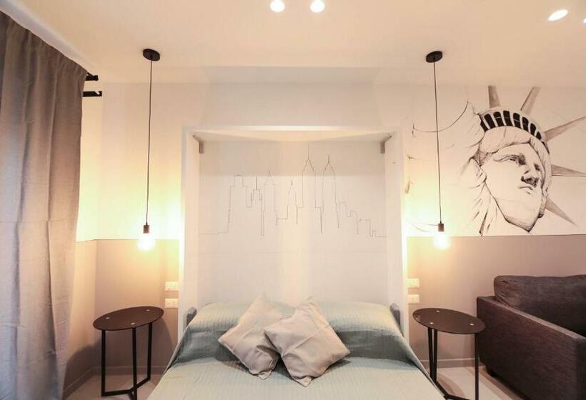 سوئیت با وان آب گرم, O.effe. Suites / Vatican